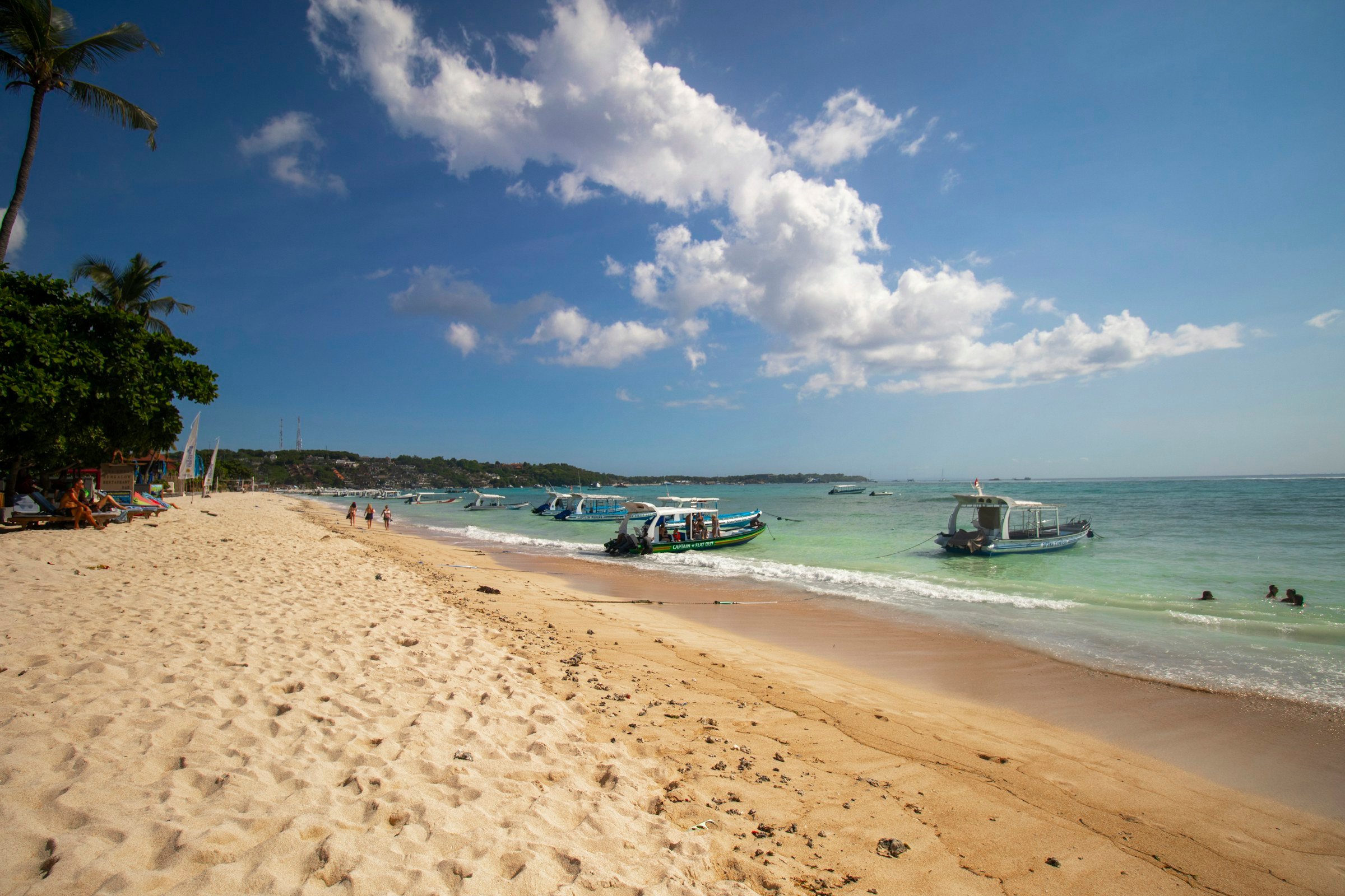 Beach on Nusa Lembongan