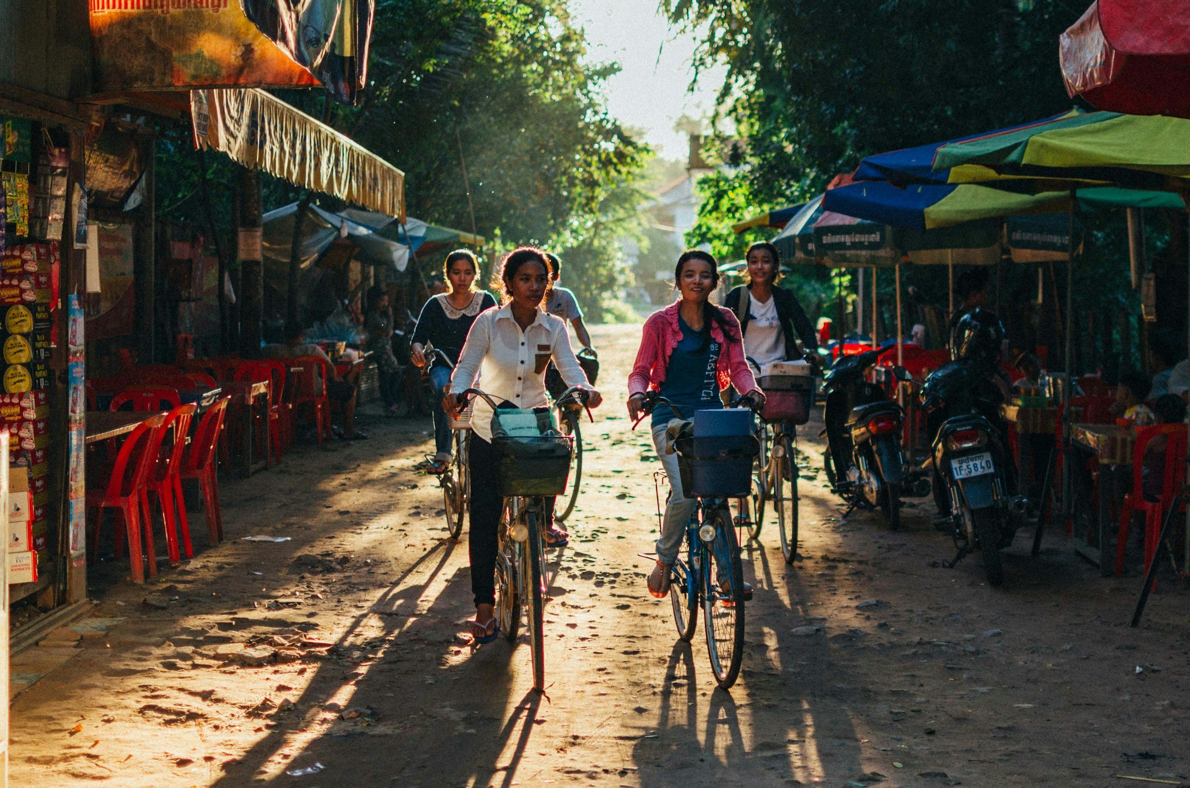 Cycling through Siem Reap