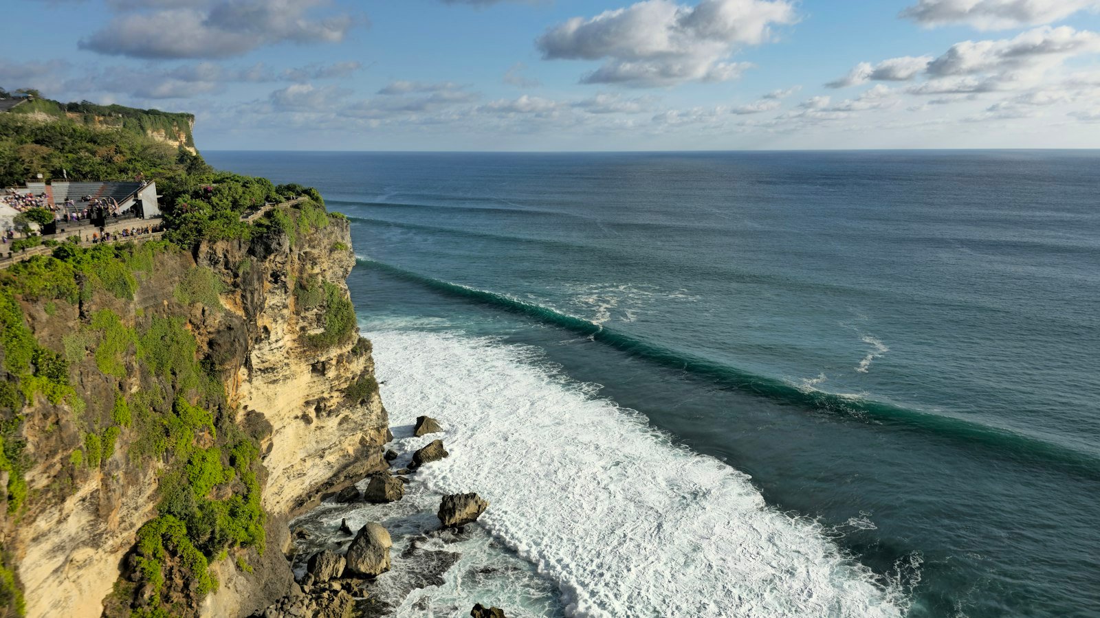 Uluwatu temple on the cliff, Bali Uluwatu temple on the cliff, Bali